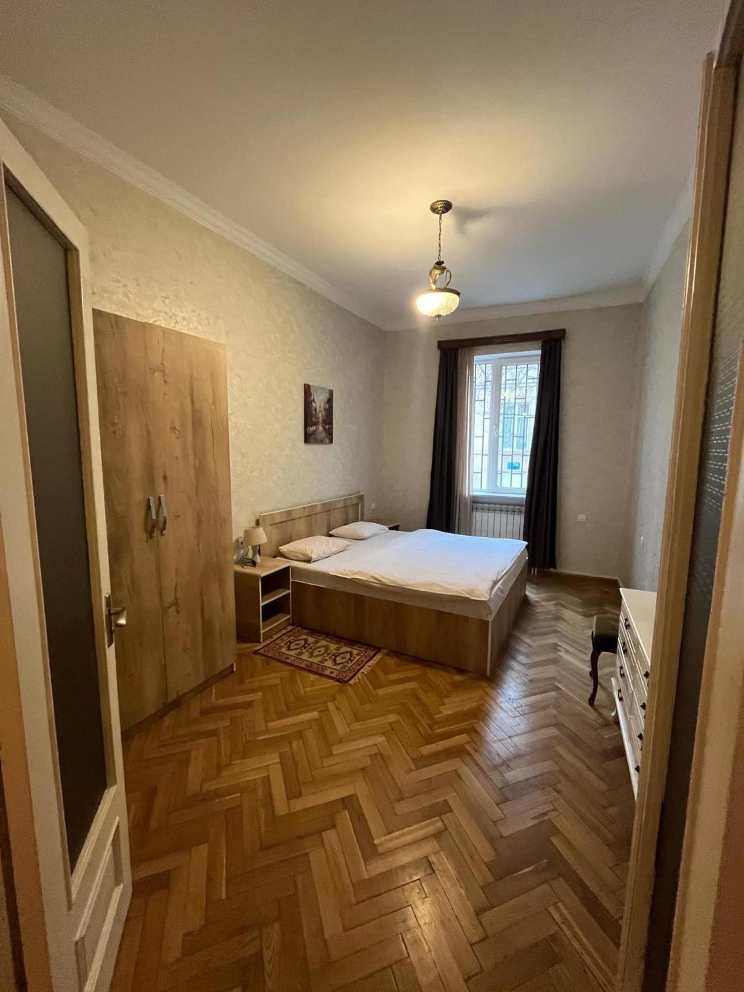Vake Apartman Tbiliszi Kültér fotó